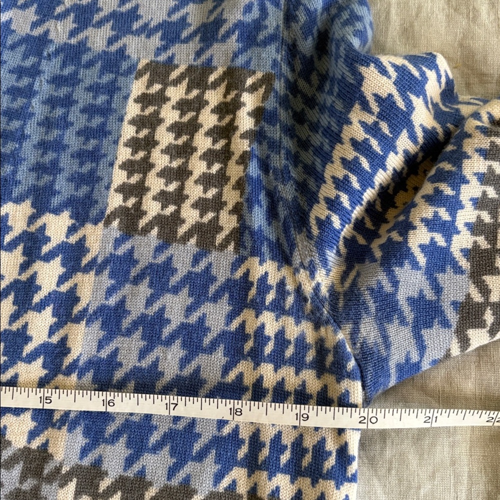 TALBOTS HOUNDSTOOTH & PAISLEY MERINO WOOL CARDIGAN AND TOP SET - Picture 7 of 16